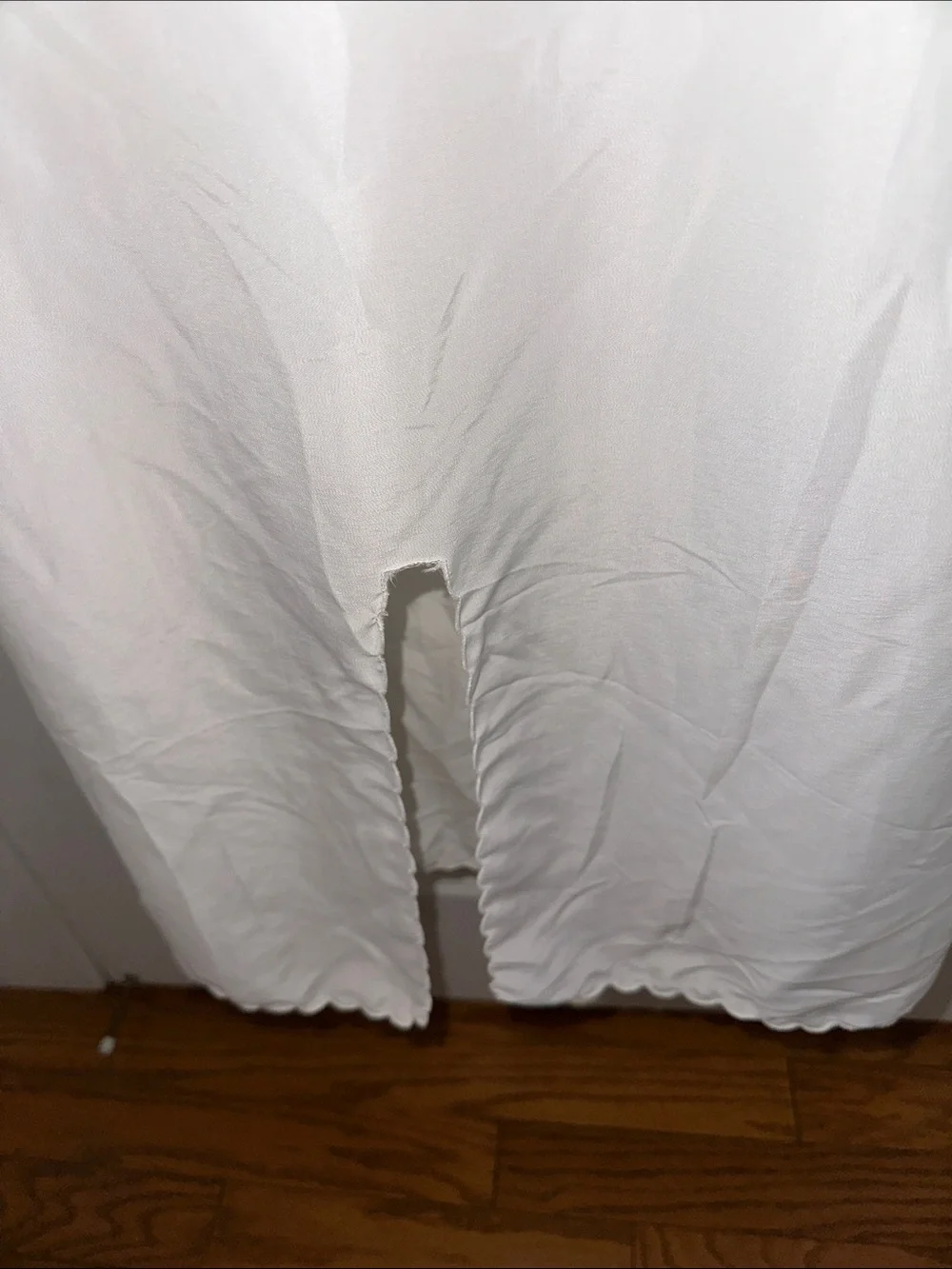 Vintage White Long Maxi Half Slip with Scalloped Hem - Picture 5 of 6